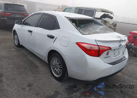 2017 Toyota Corolla Le Eco z USA, uszkodzony, nr VIN 5YFBPRHE5HP609501